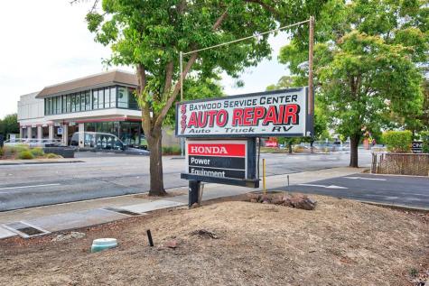 527 E Washington Street Petaluma CA 94952