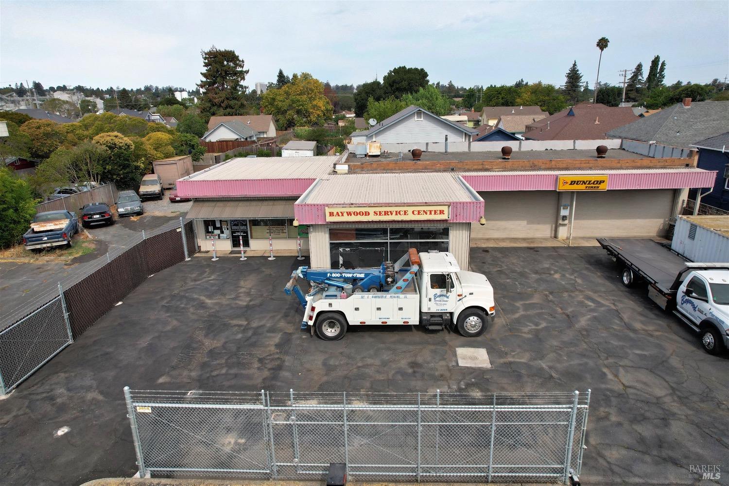527 E Washington Street Petaluma CA 94952