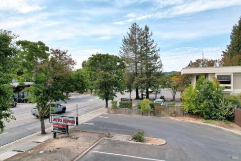 527 E Washington Street Petaluma CA 94952