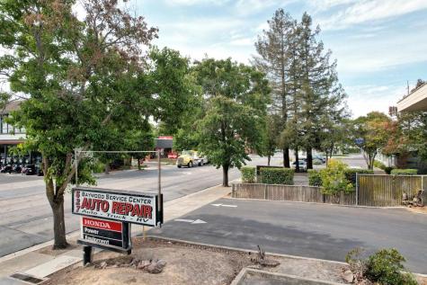 527 E Washington Street Petaluma CA 94952