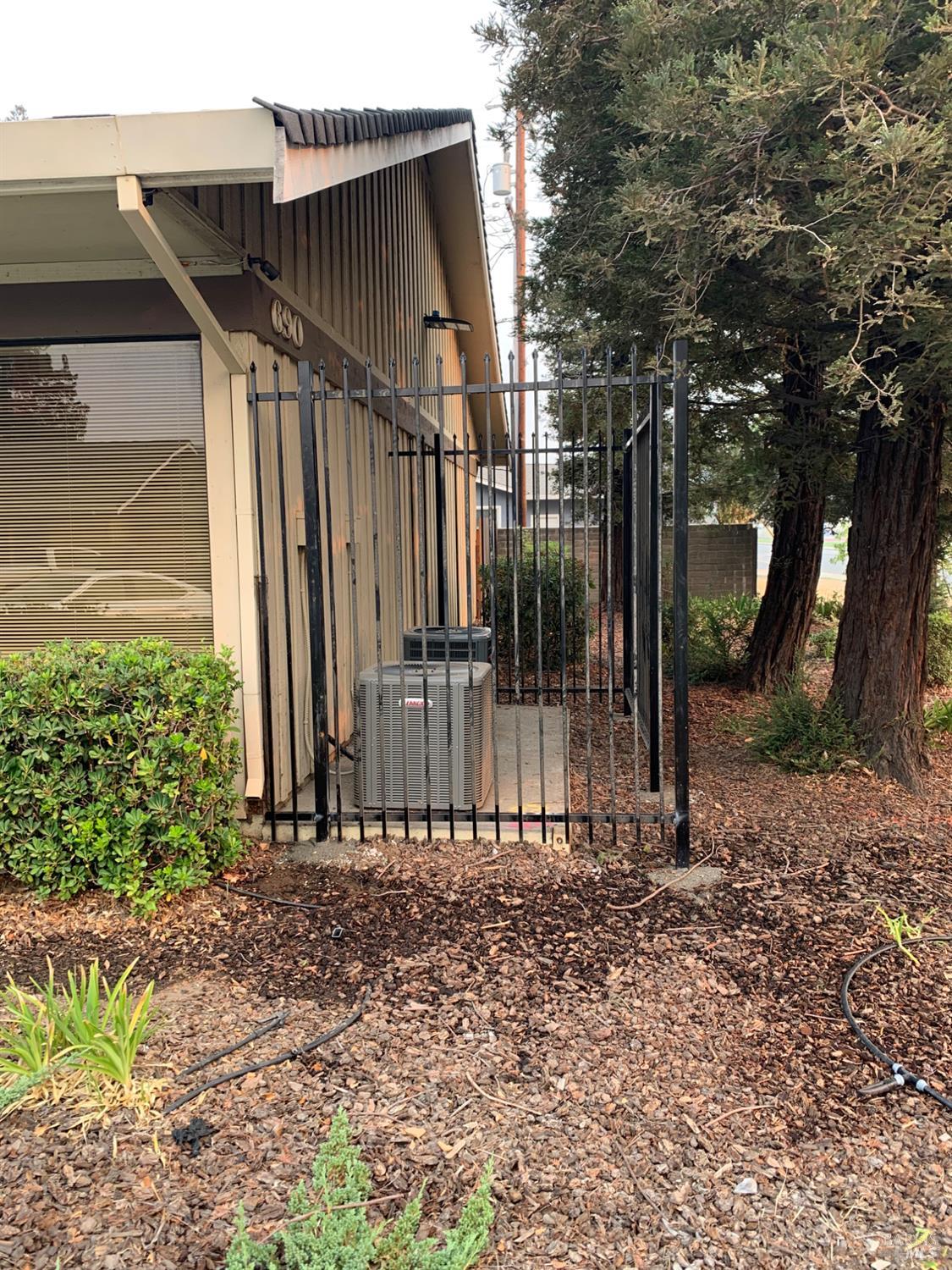 690 E Tabor Avenue Fairfield CA 94533