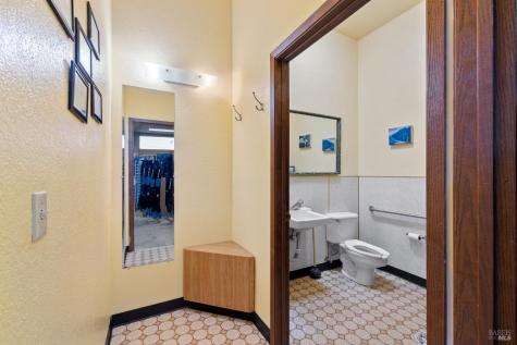 2112 Armory Drive Santa Rosa CA 95401