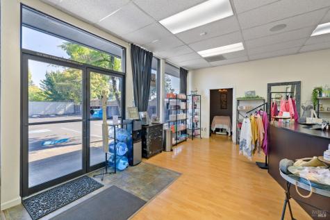 2112 Armory Drive Santa Rosa CA 95401