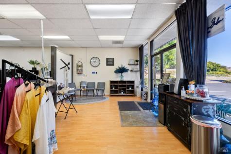 2112 Armory Drive Santa Rosa CA 95401