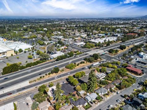 2112 Armory Drive Santa Rosa CA 95401