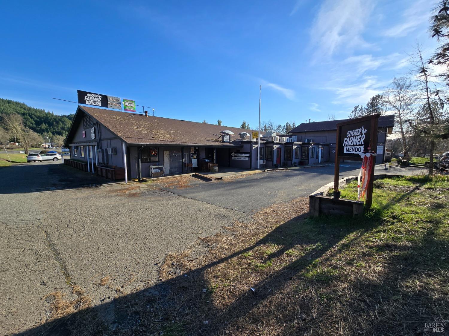 44650 Highway 101 Laytonville CA 95454