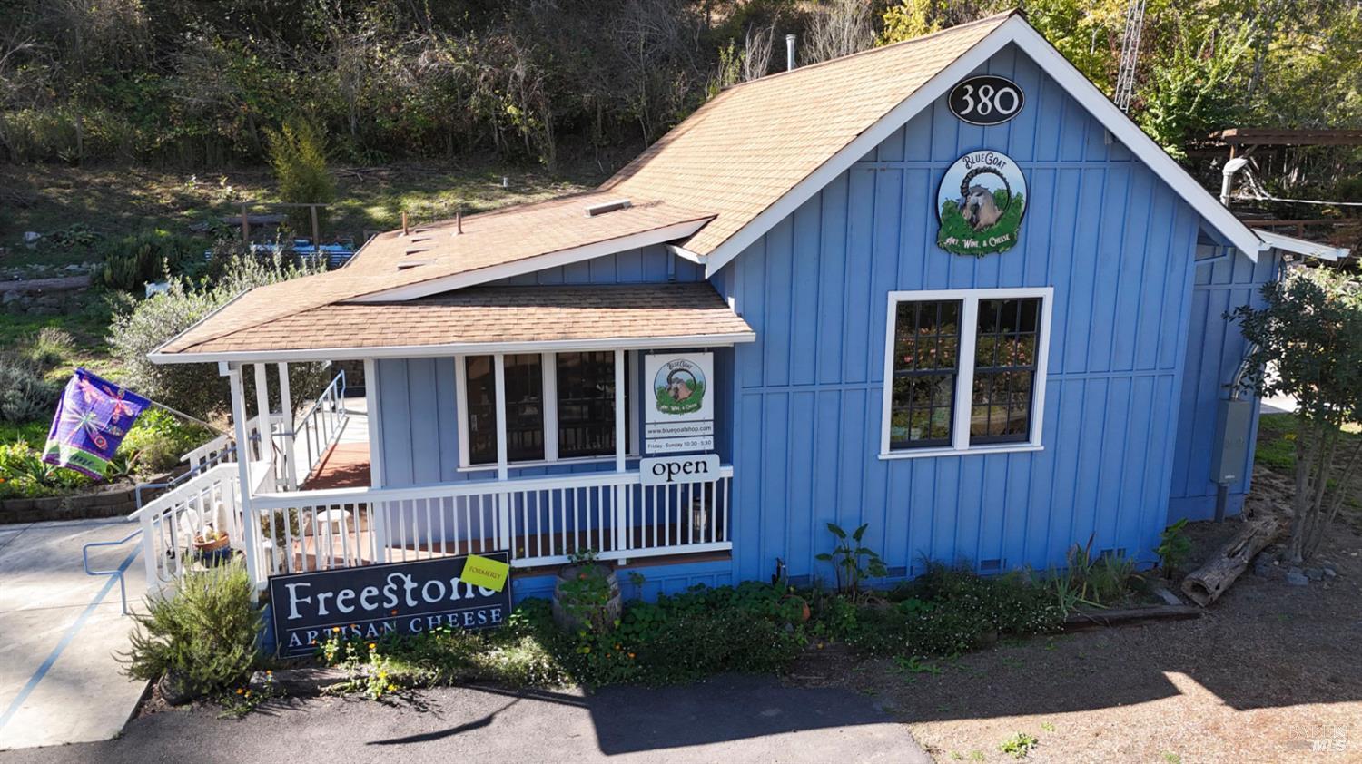 380-378 Bohemian Highway Freestone CA 95472