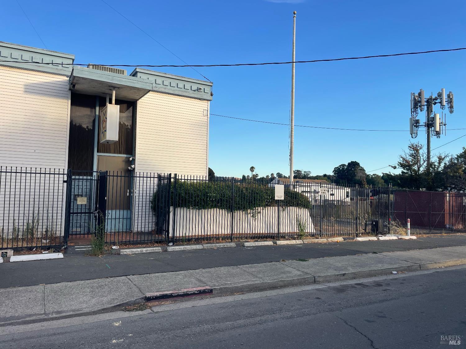 1487 Lemon Street Vallejo CA 94590