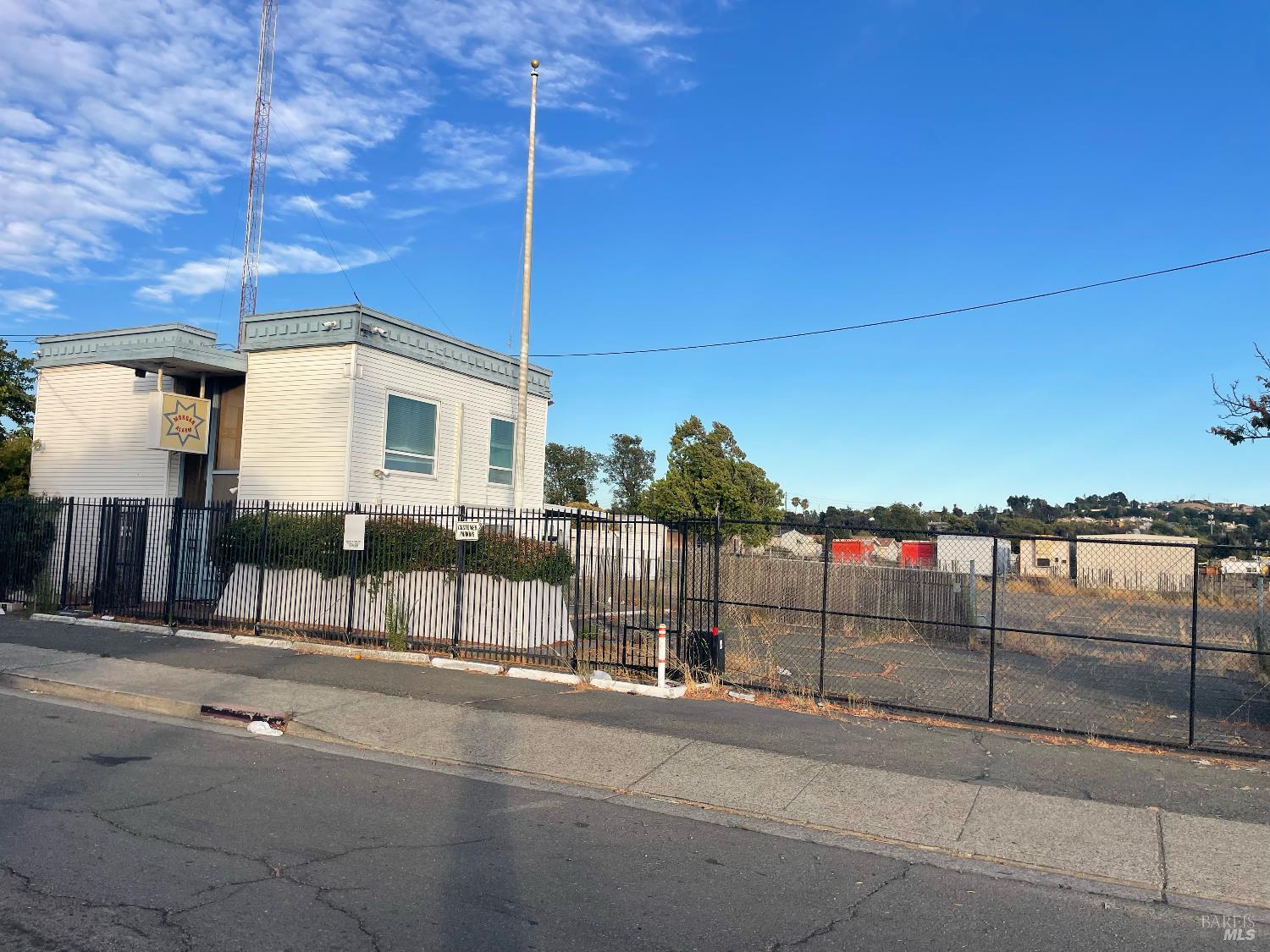 1487 Lemon Street Vallejo CA 94590