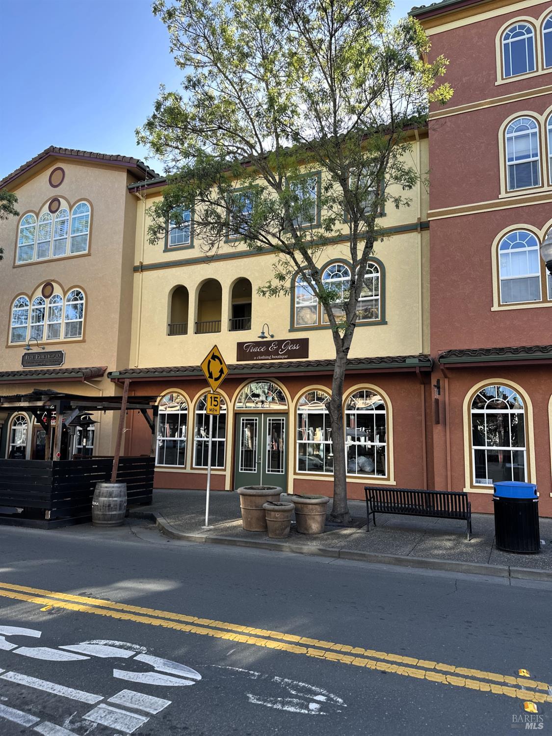 9061 Windsor Road Windsor CA 95492