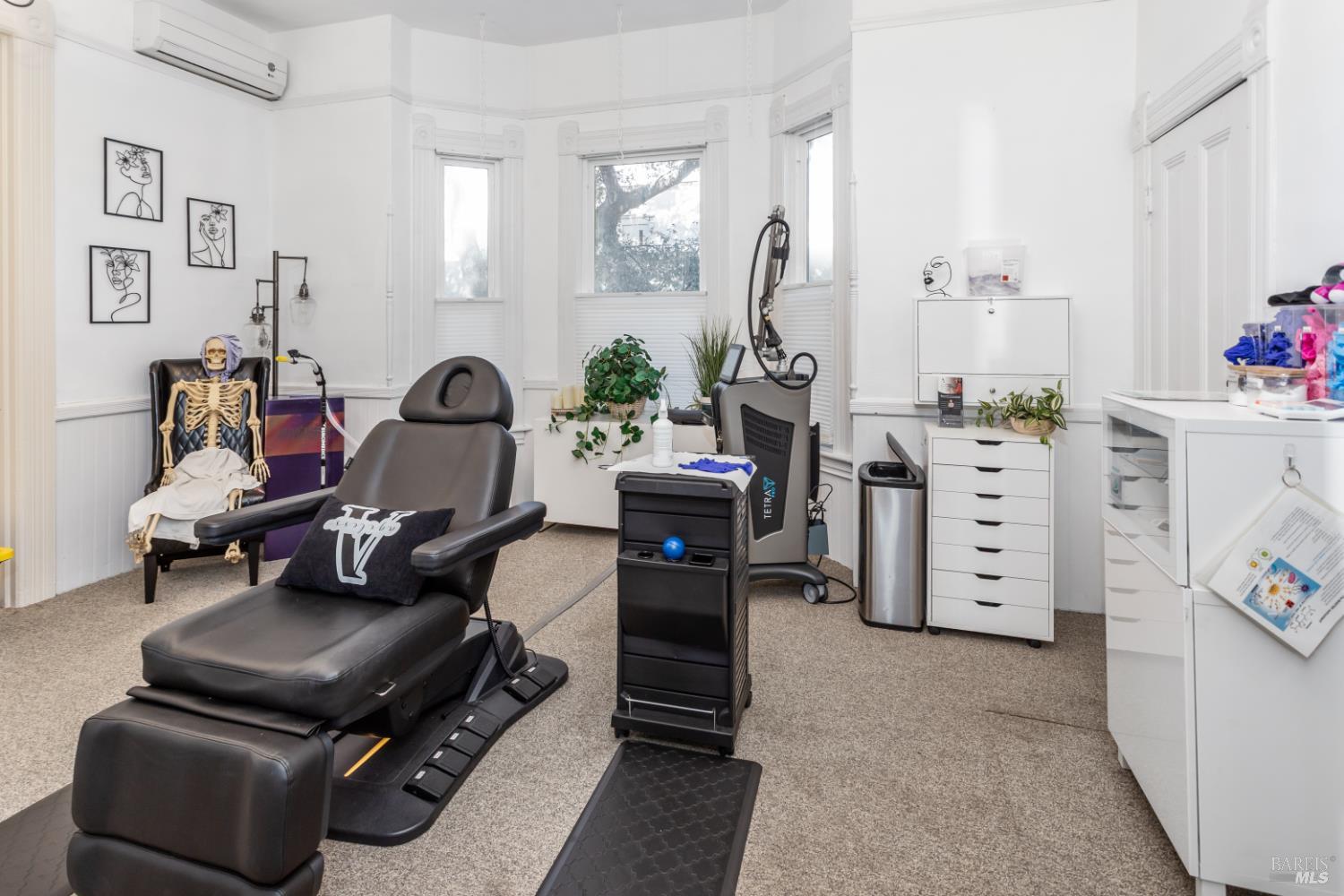 558 B Street Santa Rosa CA 95401