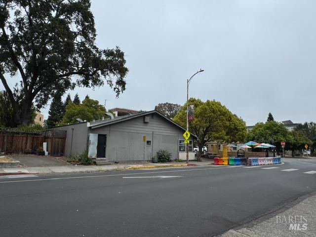558 B Street Santa Rosa CA 95401