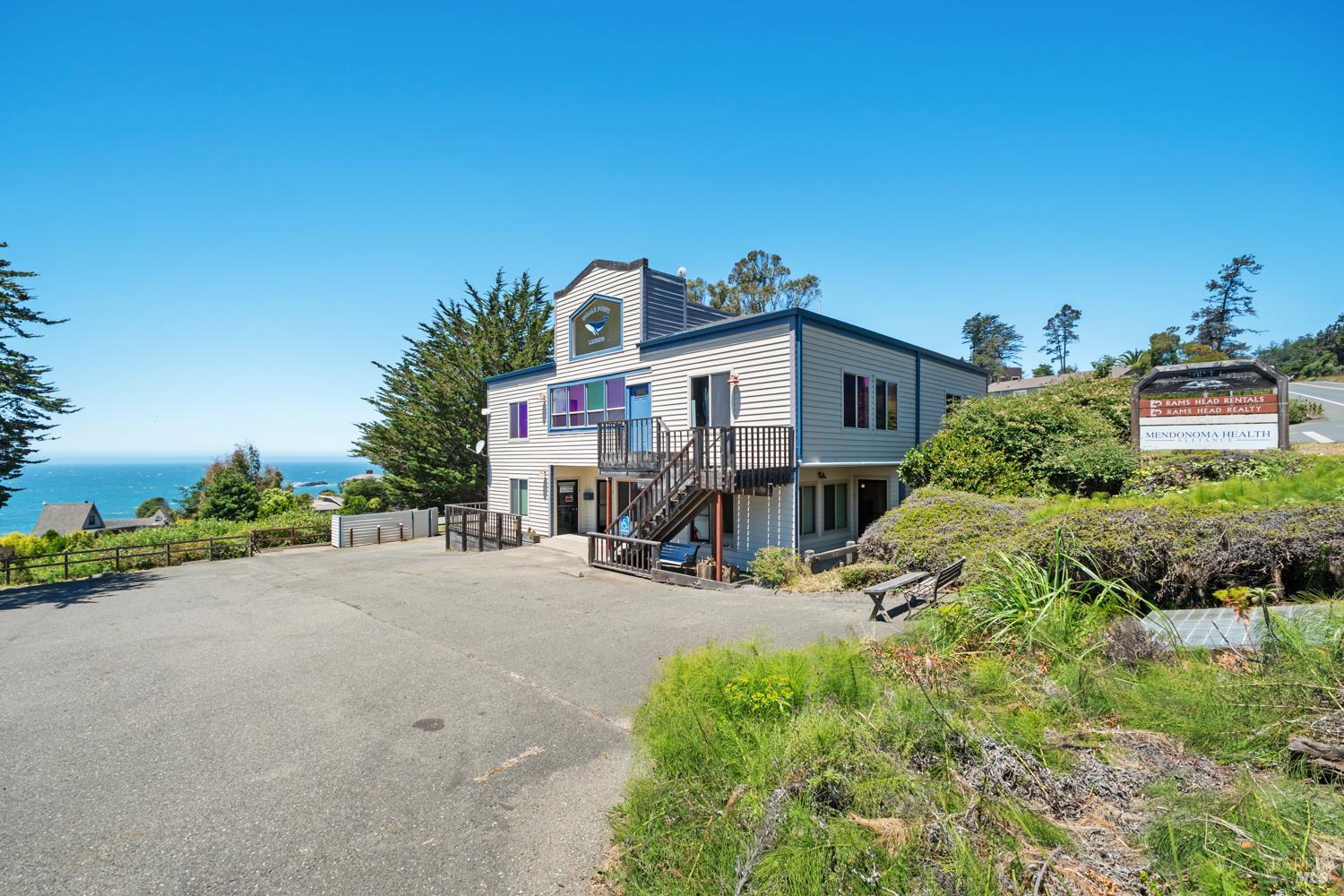 39000 S Highway 1 Highway Gualala CA 95445