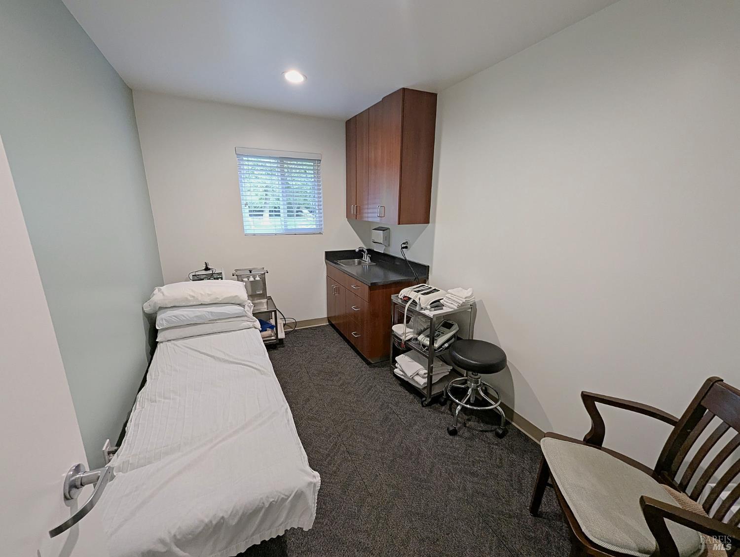 465 March Avenue Healdsburg CA 95448