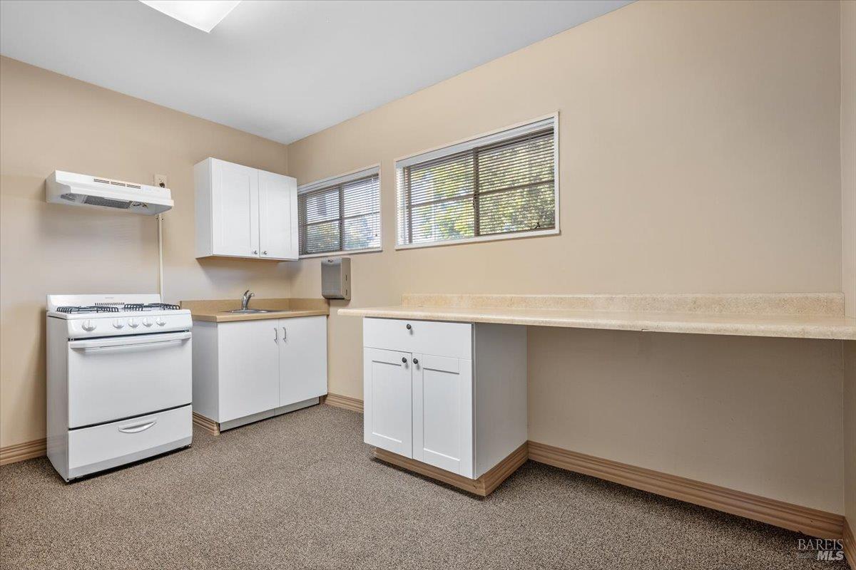 1190 Montgomery Drive Santa Rosa CA 95405