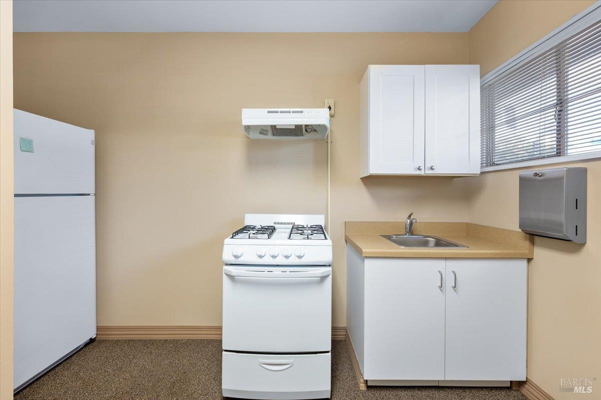 1190 Montgomery Drive Santa Rosa CA 95405