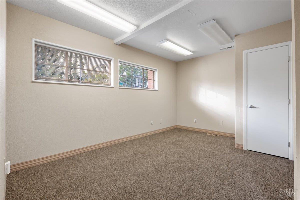 1190 Montgomery Drive Santa Rosa CA 95405
