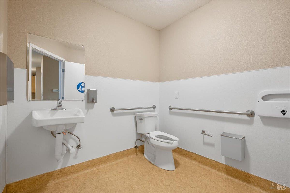 1190 Montgomery Drive Santa Rosa CA 95405