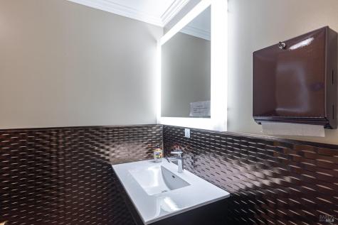 2211 4th Street Santa Rosa CA 95404