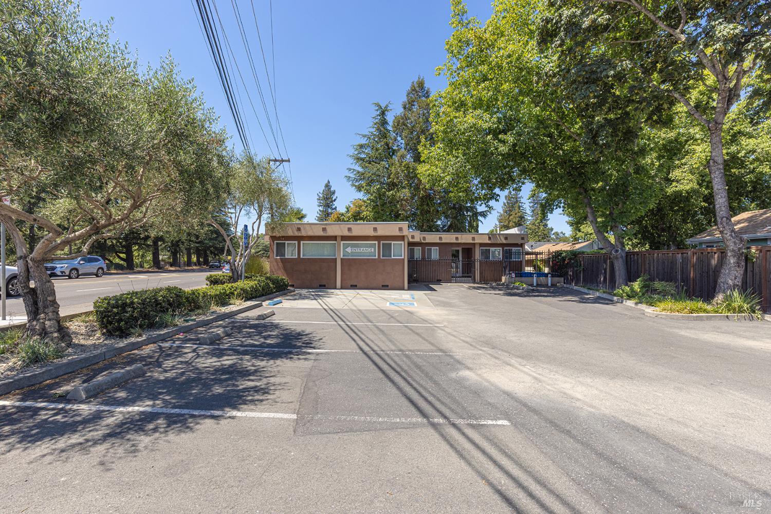 2211 4th Street Santa Rosa CA 95404