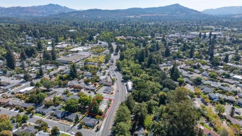 2211 4th Street Santa Rosa CA 95404