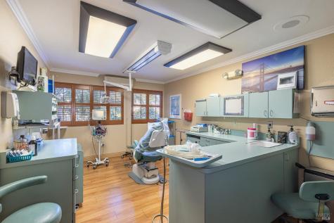 2211 4th Street Santa Rosa CA 95404