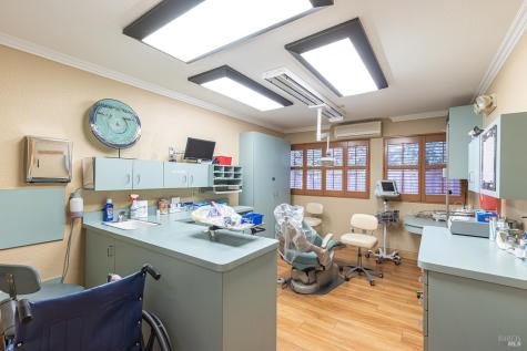 2211 4th Street Santa Rosa CA 95404