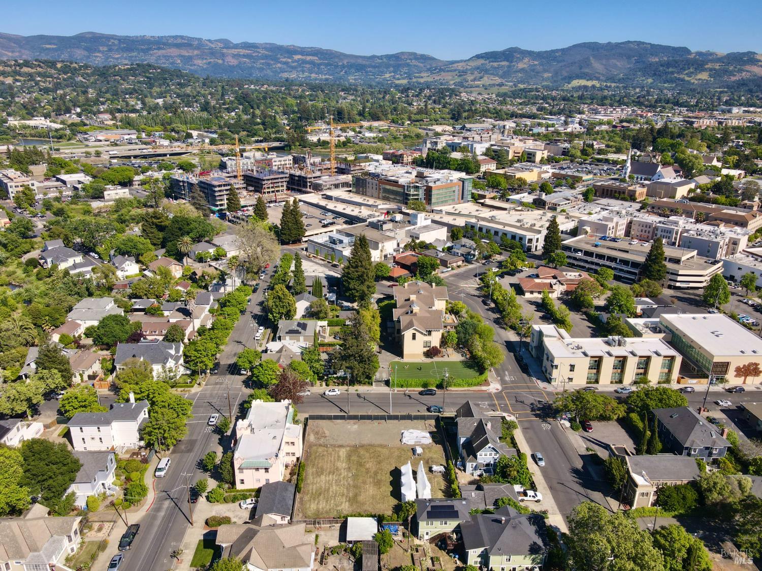 1221 Seminary Street Napa CA 94559