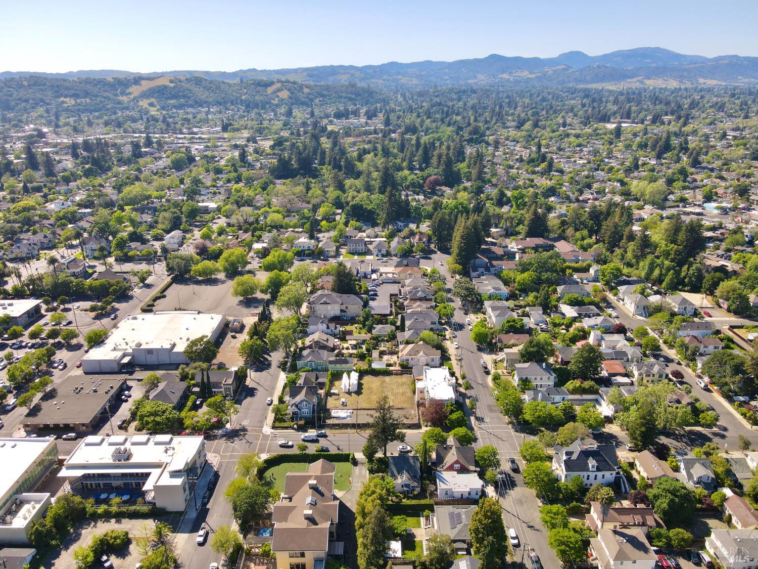 1221 Seminary Street Napa CA 94559