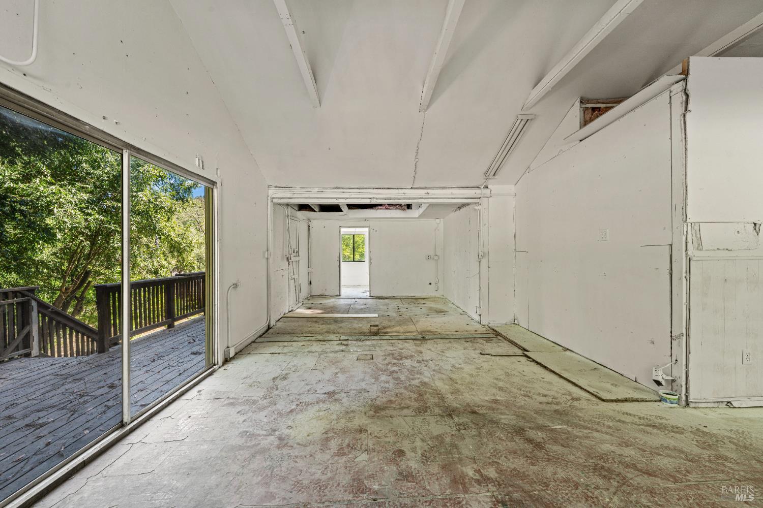 10991 River Road Forestville CA 95436