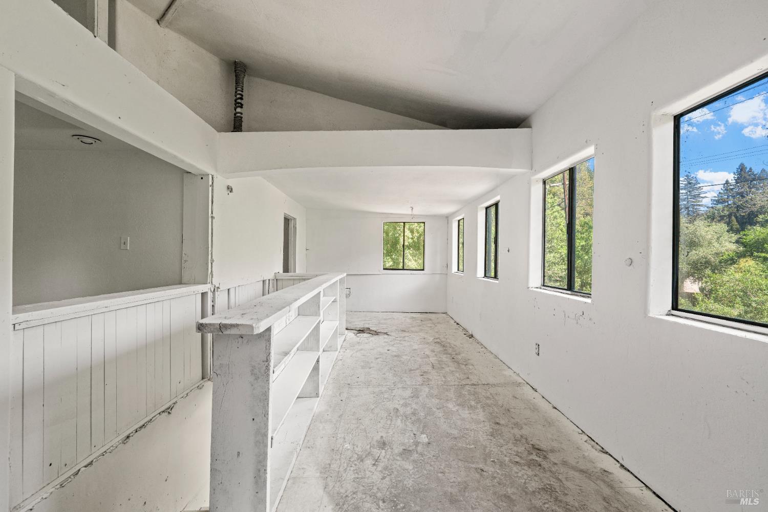10991 River Road Forestville CA 95436