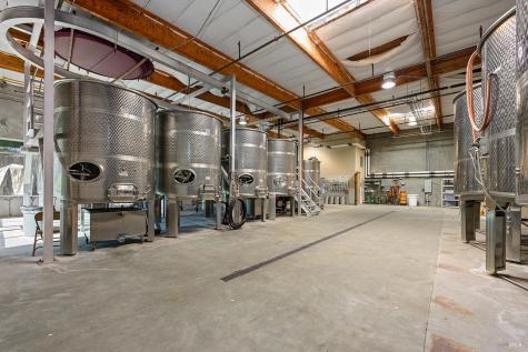 595 Santana Drive Cloverdale CA 95425