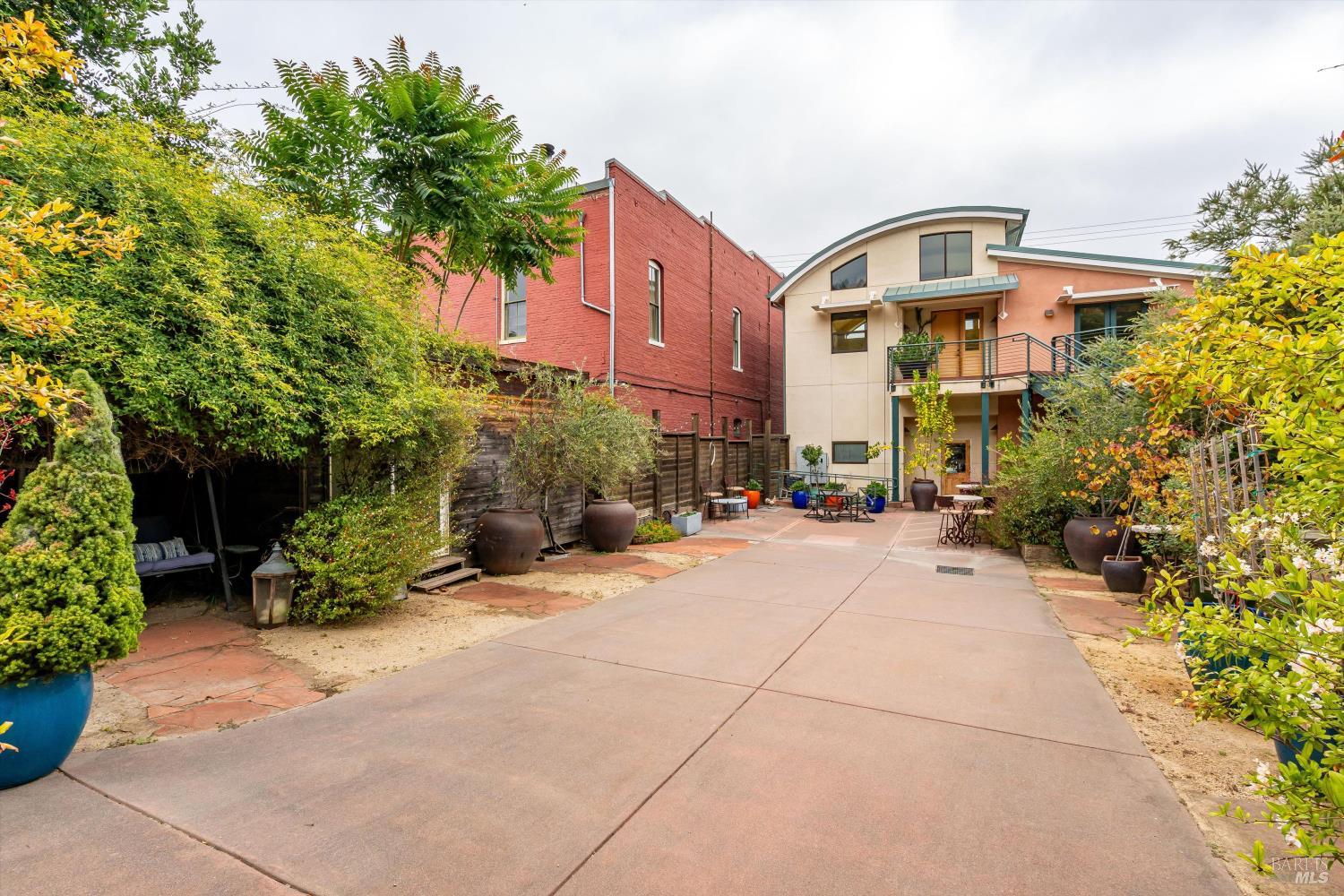 21015 Geyserville Avenue Geyserville CA 95441