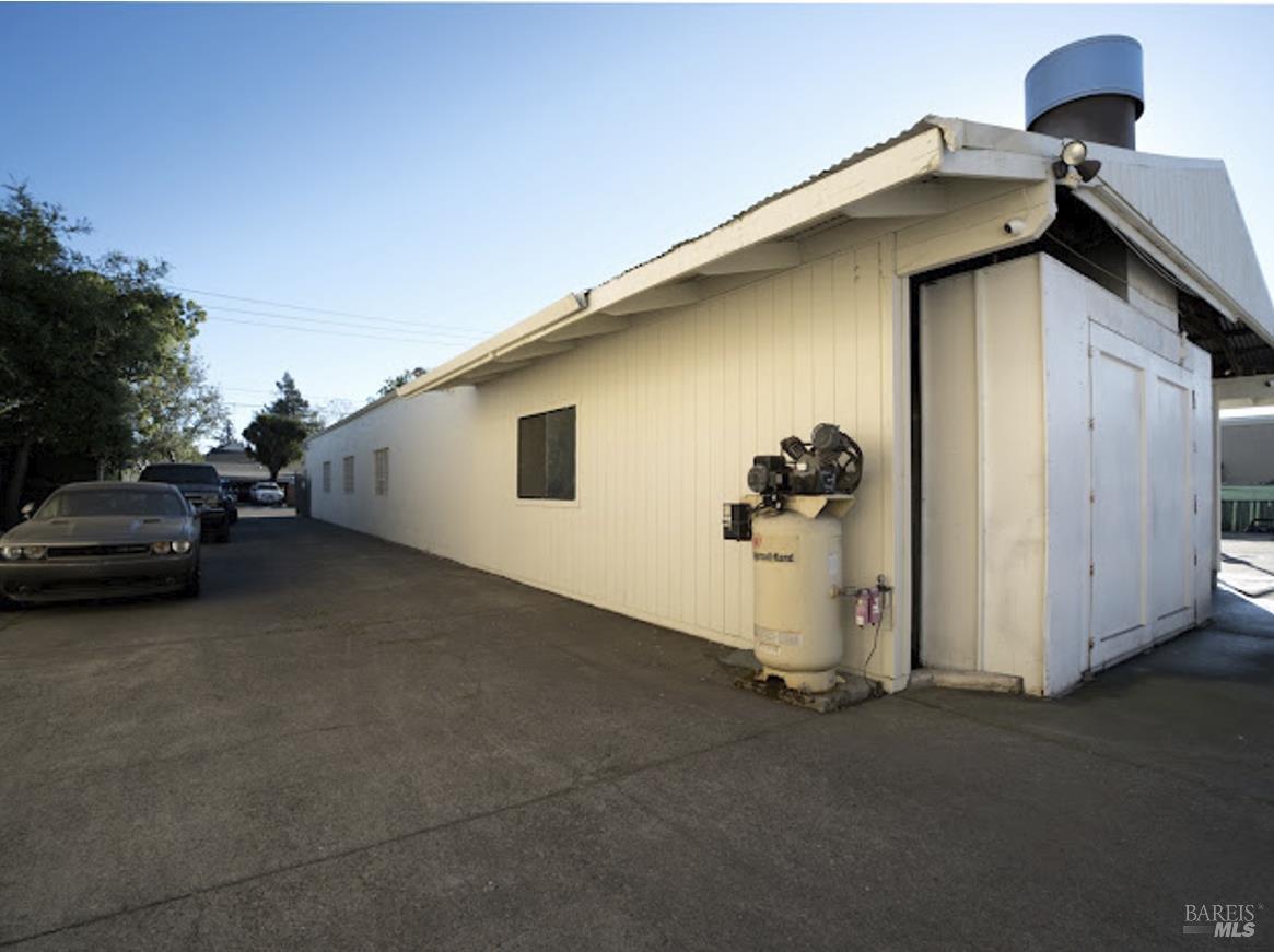 355 W 9th Street Santa Rosa CA 95401