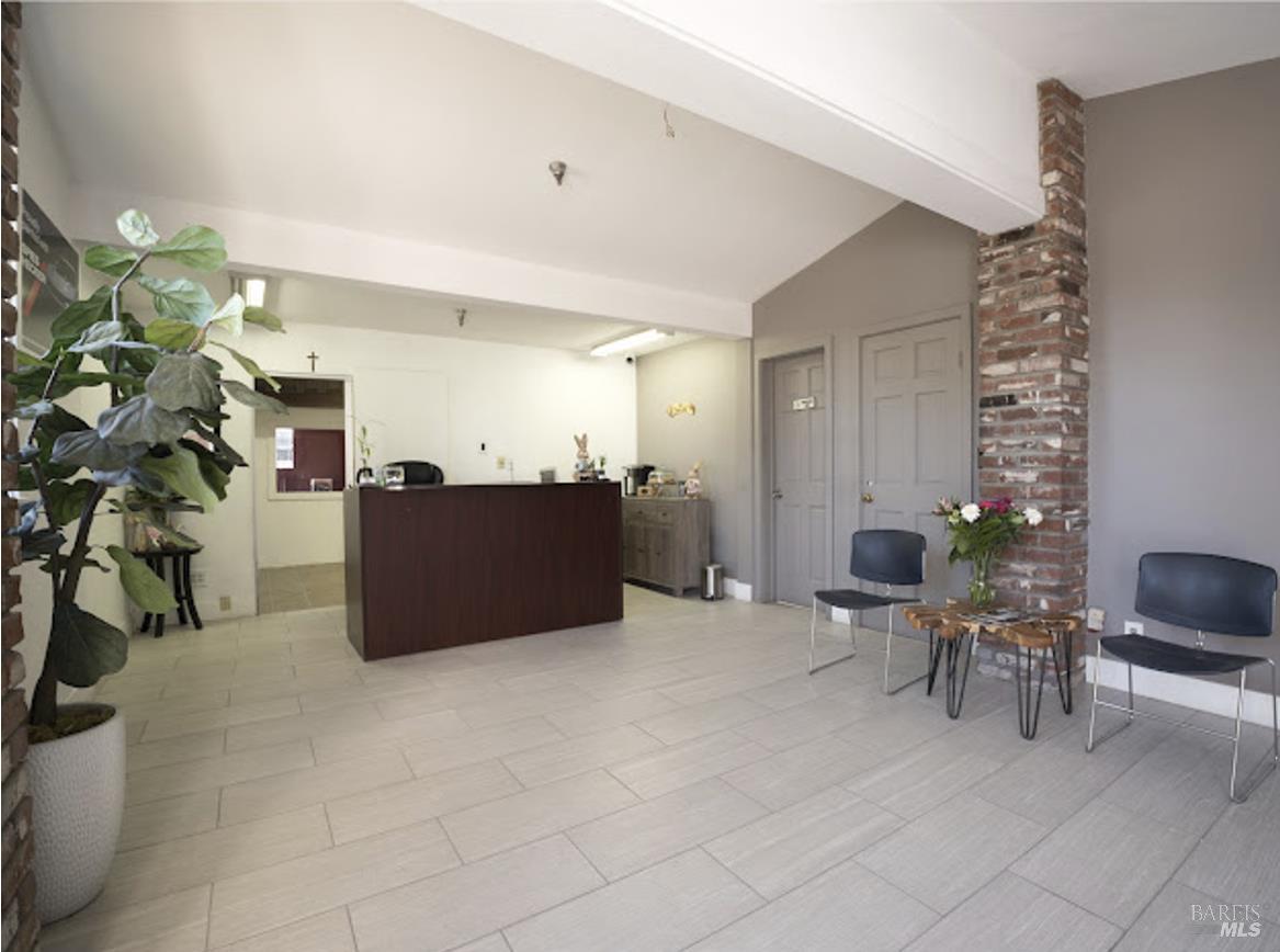 355 W 9th Street Santa Rosa CA 95401