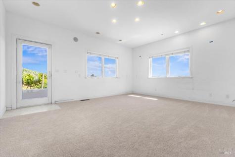 4076-4080 Old Redwood Highway Santa Rosa CA 95403