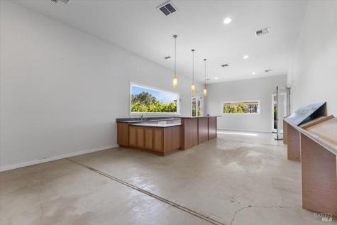 4076-4080 Old Redwood Highway Santa Rosa CA 95403