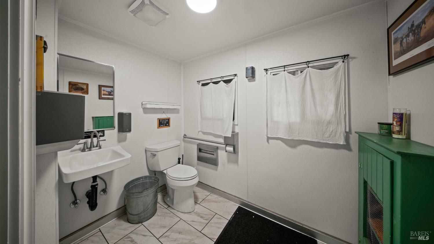 487-495 S Main Street Sebastopol CA 95472
