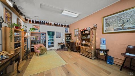 487-495 S Main Street Sebastopol CA 95472