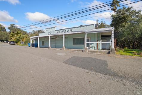 840 N Cloverdale Boulevard Cloverdale CA 95425