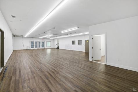 840 N Cloverdale Boulevard Cloverdale CA 95425