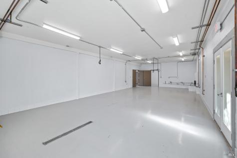 840 N Cloverdale Boulevard Cloverdale CA 95425