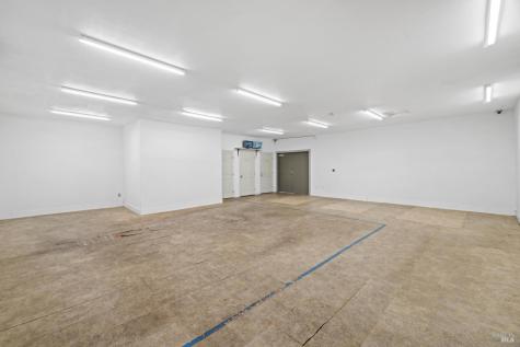 840 N Cloverdale Boulevard Cloverdale CA 95425