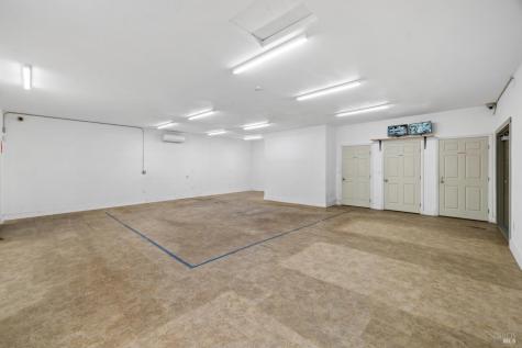 840 N Cloverdale Boulevard Cloverdale CA 95425