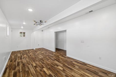 840 N Cloverdale Boulevard Cloverdale CA 95425