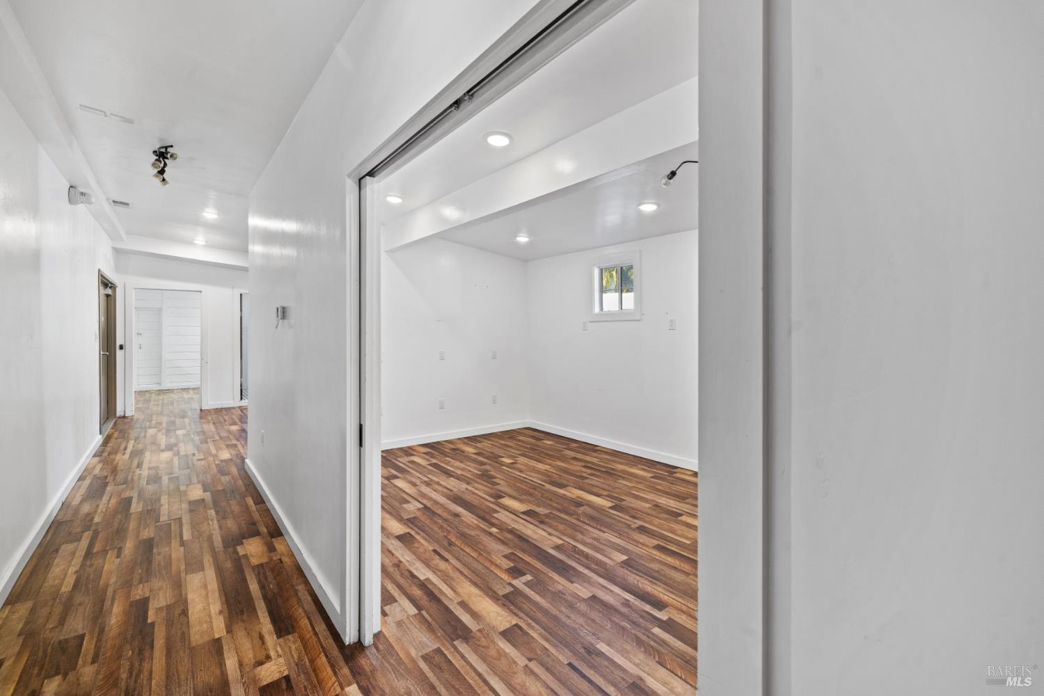 840 N Cloverdale Boulevard Cloverdale CA 95425