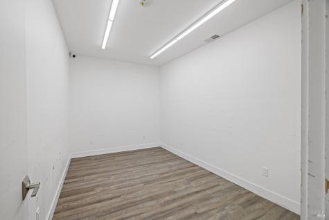 840 N Cloverdale Boulevard Cloverdale CA 95425