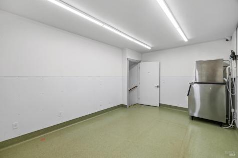 840 N Cloverdale Boulevard Cloverdale CA 95425