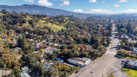 840 N Cloverdale Boulevard Cloverdale CA 95425