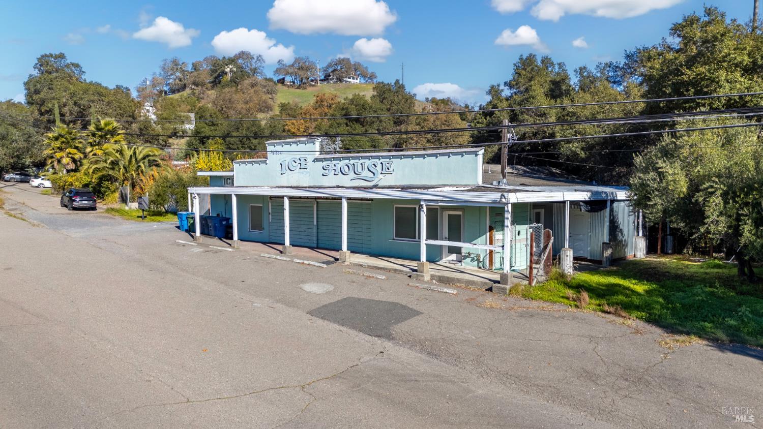 840 N Cloverdale Boulevard Cloverdale CA 95425